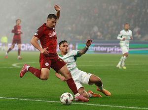 Salzburg Vs Go Ahead: Dean James Main Penuh, Eagles Kalah 0-2