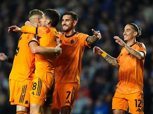 Rangers Vs Roma: Il Lupi Menang Meyakinkan