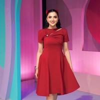 Ashanty juga rutin berolahraga pagi dengan jalan kaki 30 menit setiap jam 8. Berkat pola hidup tersebut istri Anang Hermansyah itu mengaku jadi merasa lebih sehat, ringan, dan seimbang. Foto: Instagram/@ashanty_ash