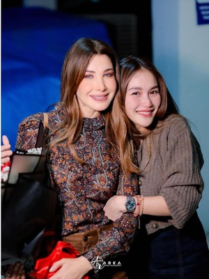 Berawal dari Re-post, Ayu Ting Ting Gak Sangka Duet Bareng Nancy Ajram