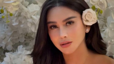Bebizie Ultah ke-43, Doa Tetap Cantik dan Kaya Raya