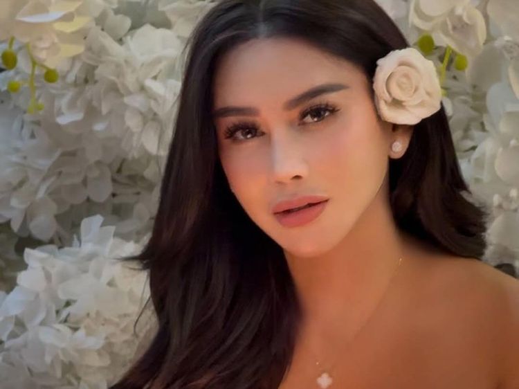 Bebizie Ultah ke-43, Doa Tetap Cantik dan Kaya Raya