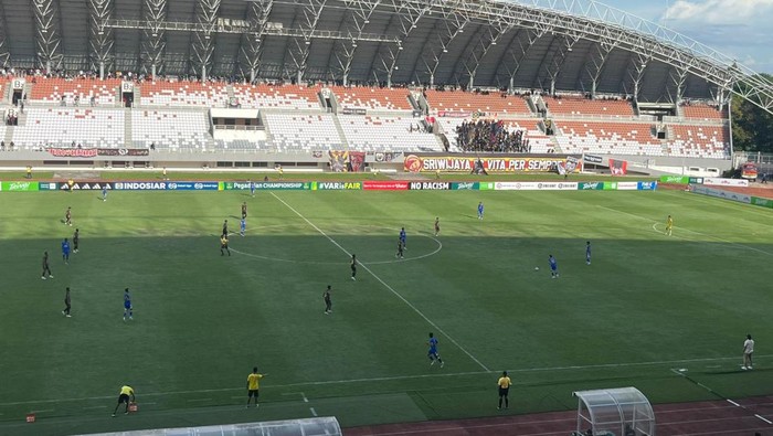 Laga Sriwijaya FC Vs Adhyaksa FC Banten di Stadion GSJ Palembang.