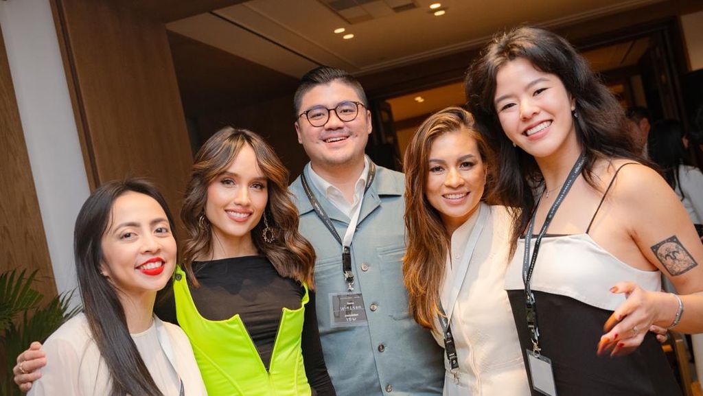 Cara Cinta Laura Bantu Anak Muda Berkarya di Industri Kreatif