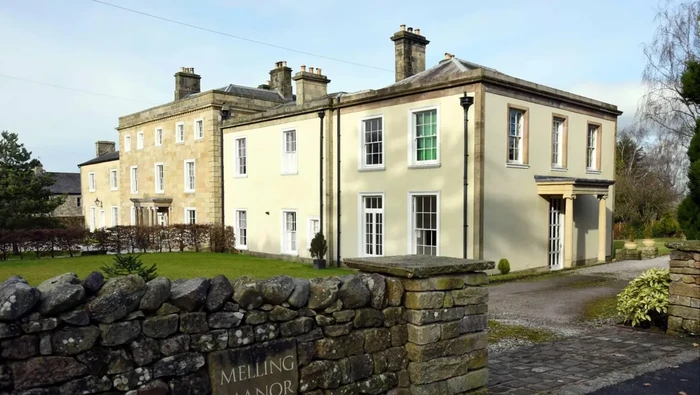 Dunstan Low, pemilik rumah yang jual huniannya lewat undian pada 2017