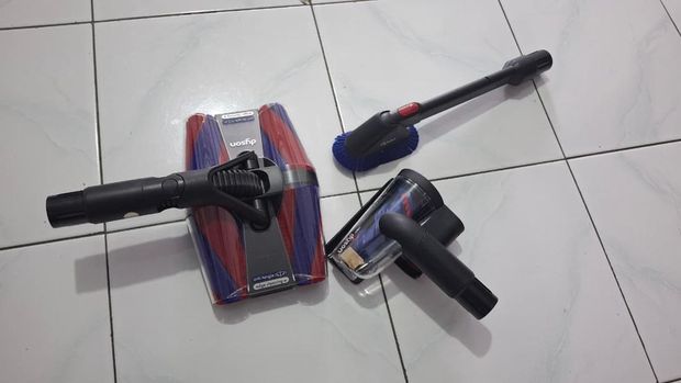 Dyson PencilVac