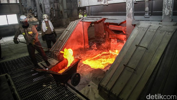 Energi Bersih dari Danau Toba yang Menyalakan Industri Aluminium Nasional Dari aliran Sungai Asahan yang bersumber dari Danau Toba, energi air diubah menjadi tenaga listrik untuk menghasilkan aluminium berkualitas kebanggaan Indonesia.