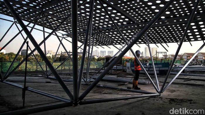 Energi Bersih dari Danau Toba yang Menyalakan Industri Aluminium Nasional Dari aliran Sungai Asahan yang bersumber dari Danau Toba, energi air diubah menjadi tenaga listrik untuk menghasilkan aluminium berkualitas kebanggaan Indonesia.