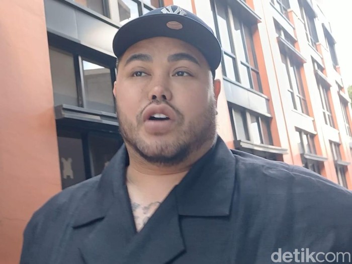 Ivan Gunawan di Jalan Kapten P Tendean, Jakarta Selatan, Jumat (7/11/2025).