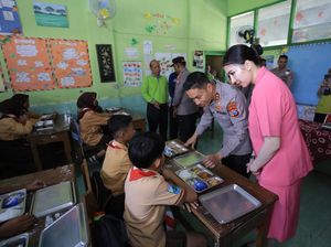 Kuliner Nasi Pecel Jadi Andalan Dapur Gizi Polres Madiun