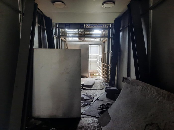 Kondisi Halte Tosari Lama yang terbengkalai dan akan dibongkar (Rachma/detikcom)