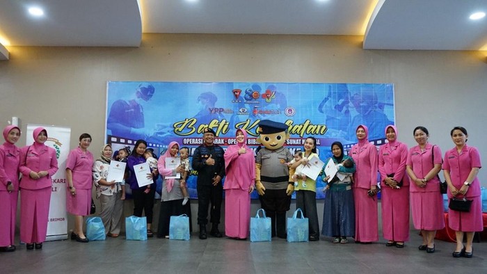 Korps Brimob Polri menggelar bakti kesehatan gratis untuk warga dalam memperingati hari ulang tahun (HUT) ke-80 di Rumah Sakit (RS) Bhayangkara, Depok. (dok Ist)