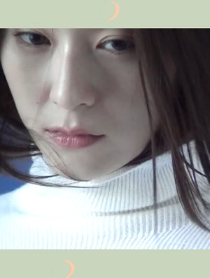 Krystal Jung Akhirnya Comeback Nyanyi Lagi