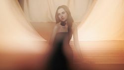 Teganya Kau, Lyodra Cerita Patah Hati dengan Elegan