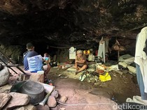 Cerita Pria Boyolali Puluhan Tahun Hidup di Gua Dalam Hutan Jombang