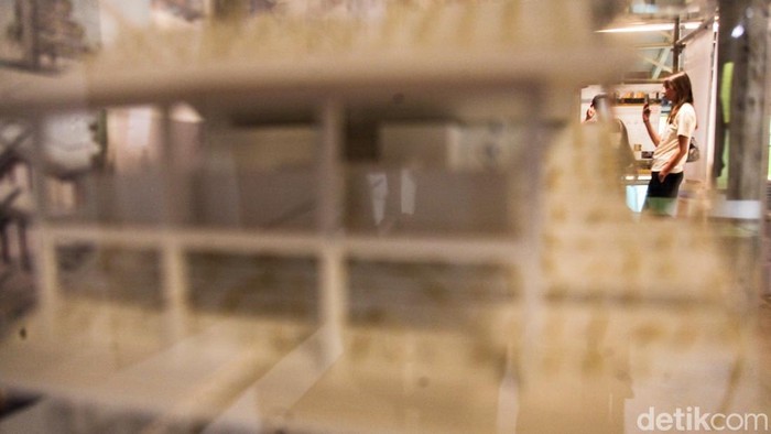 M Bloc menghadirkan M Bloc Design Week 2025. Festival tahunan ini mengusung tema Daur Rupa yang menyoroti desain berkelanjutan.