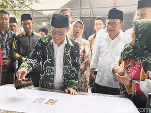 Mengenal Batik Pegon Karya Rumah Inklusif Kebumen dan Filosofinya