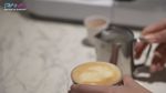 Momen Nagita Slavina dan Aloy Jadi Barista, Adu Skil Bikin Latte Art!