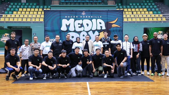 Pemerintah Kabupaten Bogor resmi mendukung rebranding klub basket Borneo Hornbills menjadi Bogor Hornbills.