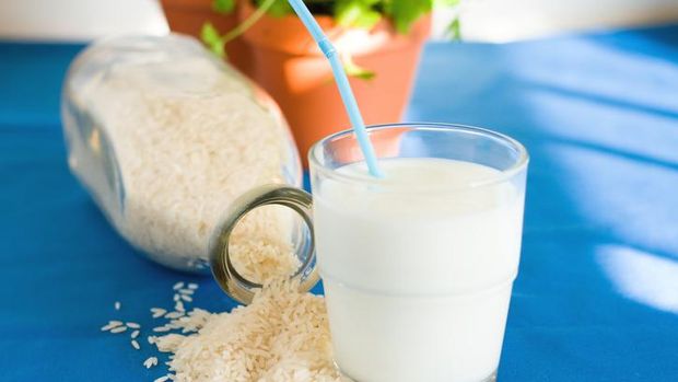 Susu Nabati Makin Populer, Lebih Sehat Susu Almond, Oat, atau Kedelai?