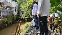 Pramono Cek Kali Krukut Jaksel: Alirannya Sudah Tidak Normal