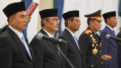 Presiden Prabowo Lantik 10 Anggota Komisi Percepatan Reformasi Polri
