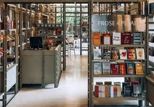 Agenda Weekend Seru, Coba Mampir ke 5 Bookcafe di Jakarta Ini Yuk!