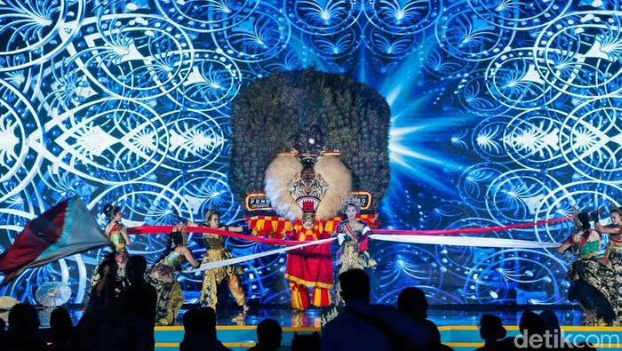 Reog Ponorogo yang ditampilkan dalam pembukaan Detikjatim Award