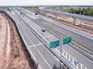 2,49 Juta Kendaraan Lintasi JTTS Selama Libur Nataru