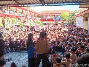 Video: Babak Baru Demo Siswa SMP di Bumiayu, 4 Guru Diusulkan Bakal Dimutasi