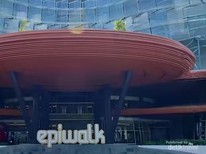 Bengong di Rooftop dengan City View Cantik Epigarden Jakarta
