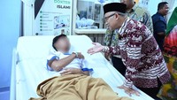 Wamendikdasmen Atip menambahkan fokusya memastikan keselamatan seluruh warga sekolah, mendukung langkah penyelidikan, serta rehabilitasi fasilitas yang terdampak agar tidak mengganggu kelangsungan proses belajar mengajar di sekolah. Foto: (Dokumentasi Kemendikdasmen)