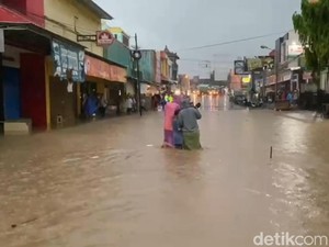BNPB: 2 Orang Tewas Akibat Banjir di Brebes