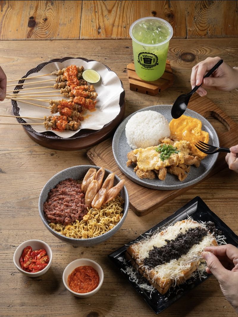 Bukan Resto Fast Food, Ini 5 Tempat Nongkrong Enak Buka Malam di Jakarta