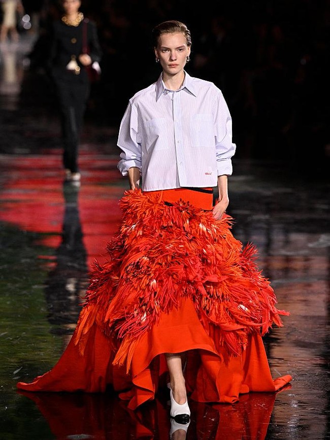 Foto: Era Baru Chanel, Matthieu Blazy Menganyam Romantisisme dan Kebebasan