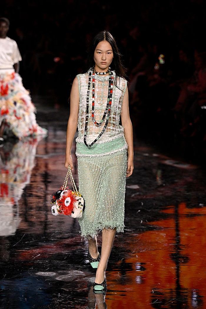 PARIS, FRANCE - OCTOBER 06: (EDITORIAL USE ONLY - For Non-Editorial use please seek approval from Fashion House)  A model walks the runway during the Chanel Womenswear Spring/Summer 2026 show as part of Paris Fashion Week on October 06, 2025 in Paris, France.  (Photo by Kristy Sparow/Getty Images)