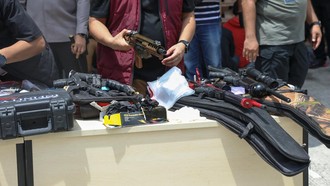 BNN Kembali Gerebek Kampung Bahari, Sita 89 Kg Sabu hingga Puluhan Senapan