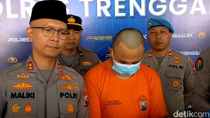 Awang Kresna Pratama, tersangka penganiaya guru SMPN 1 Trenggalek