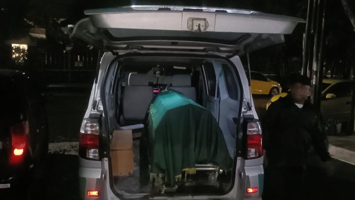 Jenazah pemuda asal Gili Ketapang Probolinggo yang meninggal akibat pengeroyokan