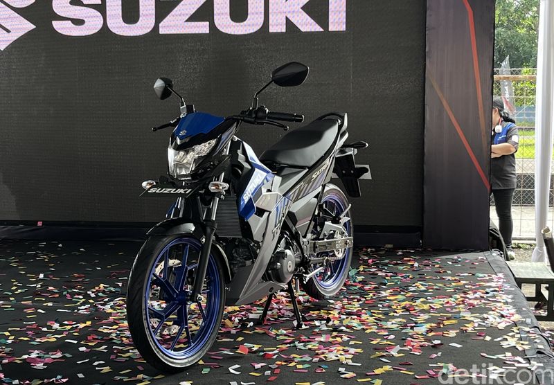 PT Suzuki Indomobil Sales (SIS) resmi meluncurkan Suzuki Satria Pro dan Satria F150 terbaru di Indonesia. PT Suzuki Indomobil Sales (SIS) resmi meluncurkan Suzuki Satria Pro dan Satria F150 terbaru di Indonesia