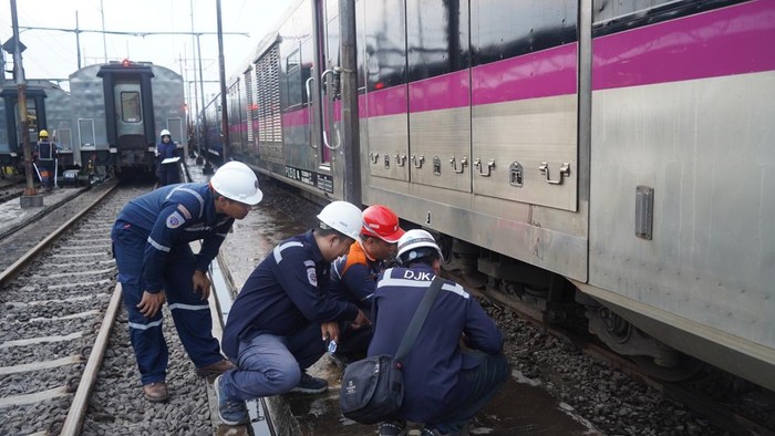 Jelang Libur Nataru, Daop 8 Surabaya Lakukan Ramp Check