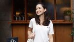 Momen Sarah Menzel Belajar Bikin Matcha di Jepang hingga Ngopi di Inggris