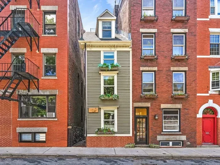 Skinny house, rumah kecil di Boston