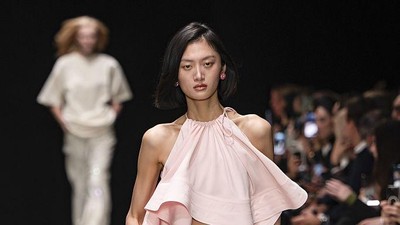 Foto: Koleksi Stella McCartney Spring-Summer 2026, Harmonisasi Musim Semi