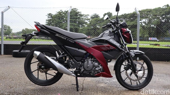 Suzuki Satria Pro.