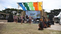 Tari Maranggi Hidupkan Suasana West Java Festival 2025