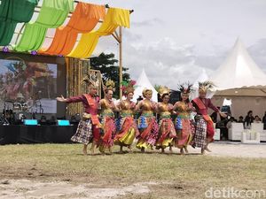 Tari Salawa Raga yang Membahana di West Java Festival 2025