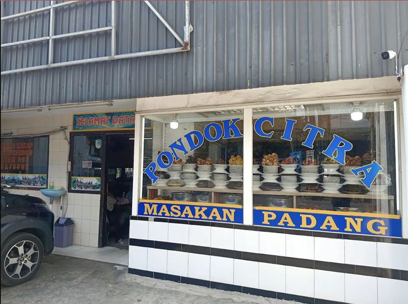 Tempat makan nasi Padang di Bekasi