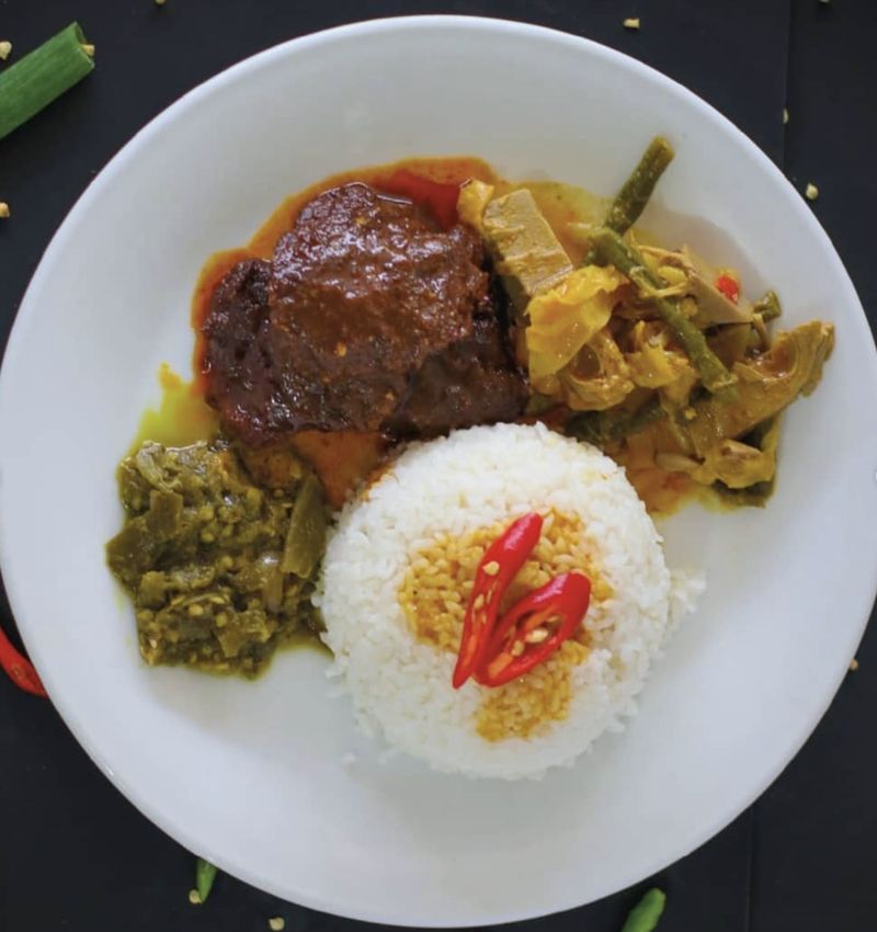 Tempat makan nasi Padang di Bekasi