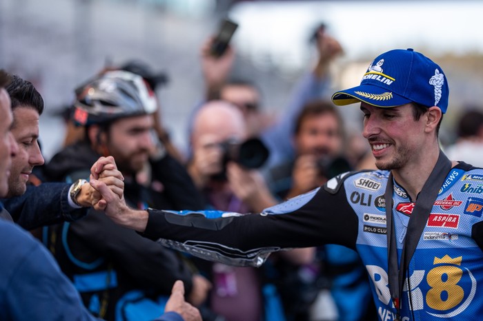 Alex Marquez memenangi sprint race MotoGP Portugal 2025.
